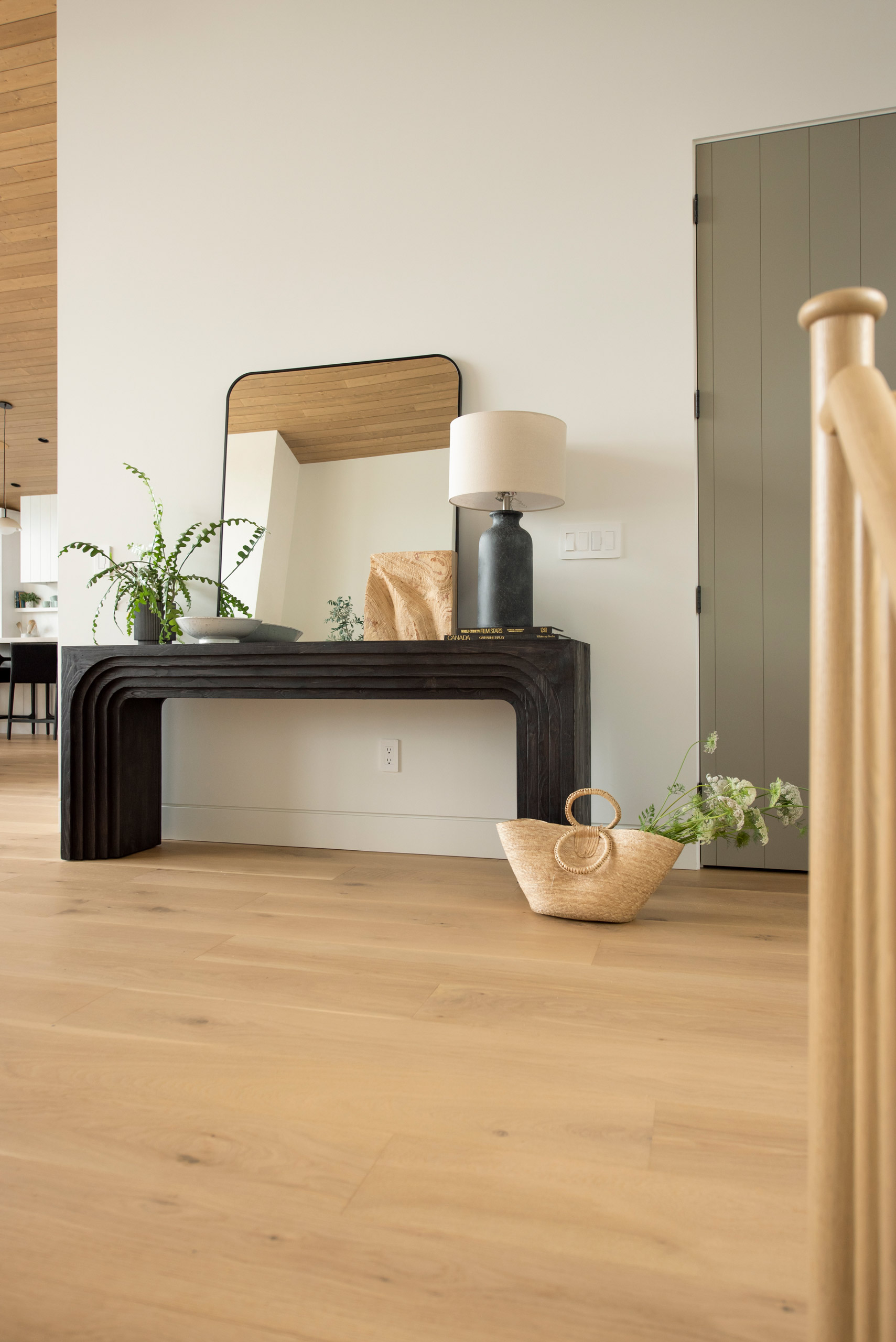 https://craftfloor.com/wp-content/uploads/2025/07/Gravina-Oak-Vernon-2025-Entry3.jpg